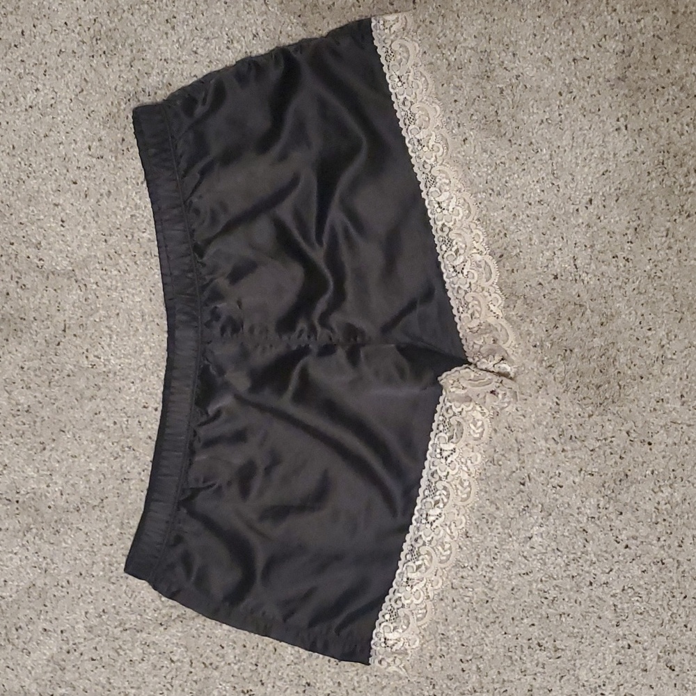 2/$10! Black lace shorts sz l lingerie pajama